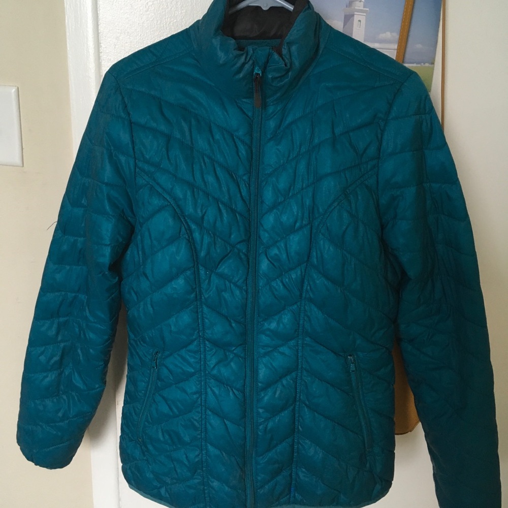 Lightweight blue puffy jacket